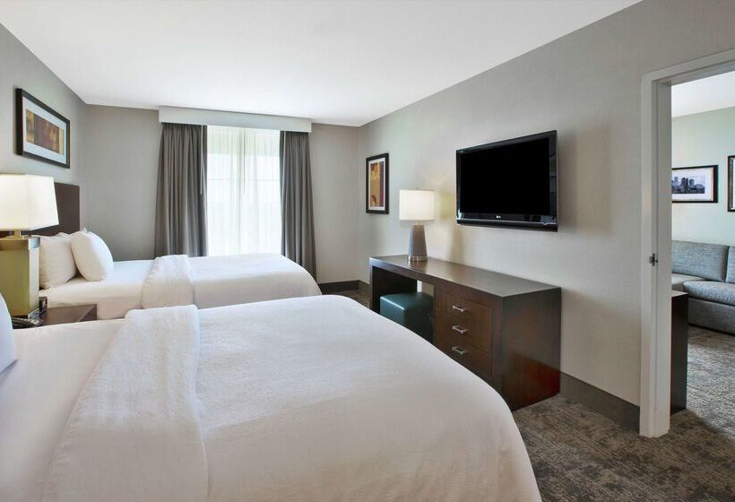 هتل Embassy Suites Columbus Airport