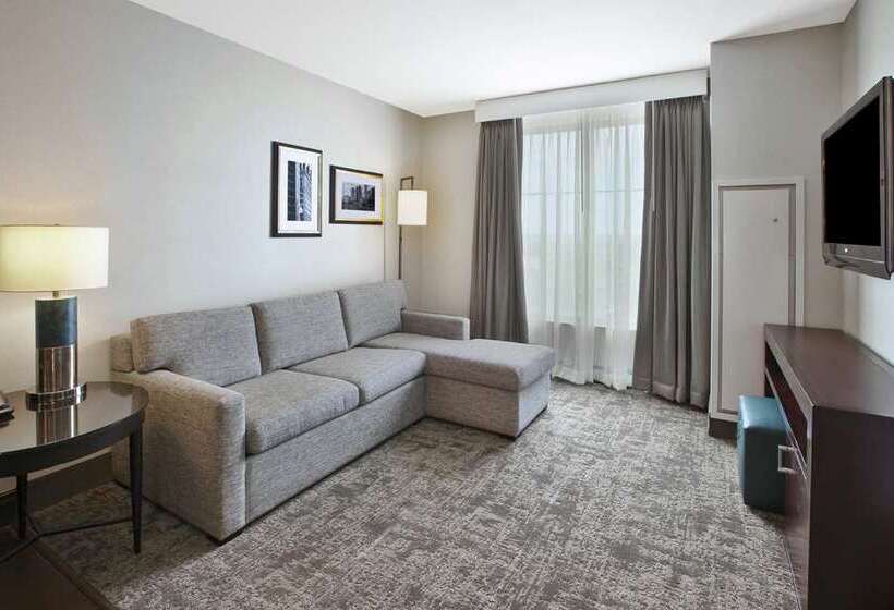 هتل Embassy Suites Columbus Airport