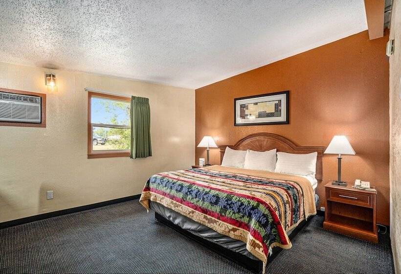 בית מלון כפרי Great Lakes Inn And Suites