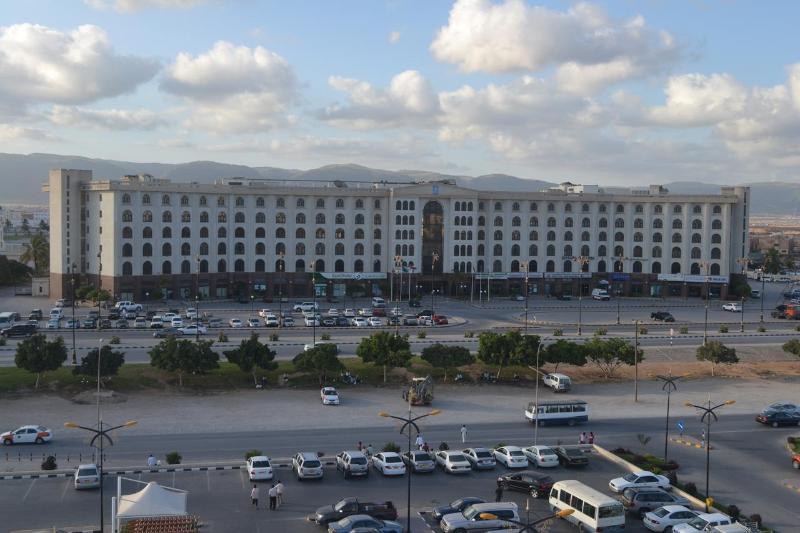 هتل Hamdan Plaza