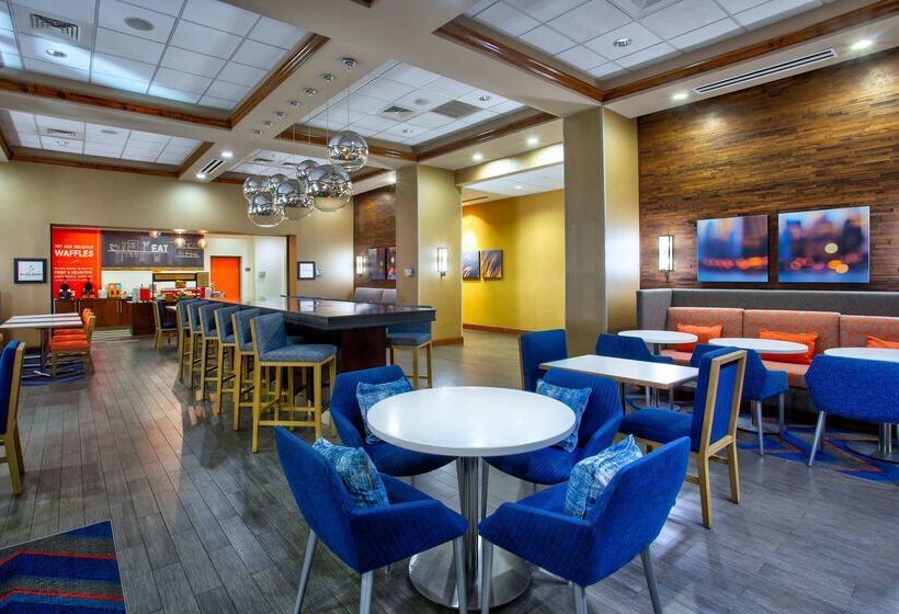 هتل Hampton Inn & Suites Columbia/southeastft. Jackson