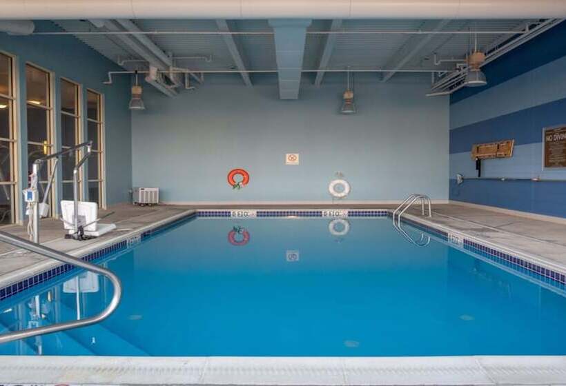 فندق Holiday Inn Express Columbus Airport Easton