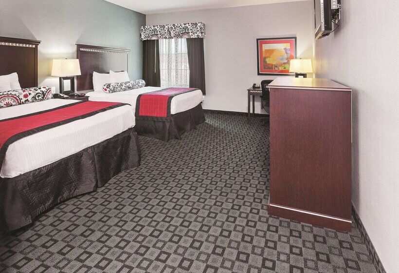 هتل La Quinta Inn & Suites By Wyndham Decatur