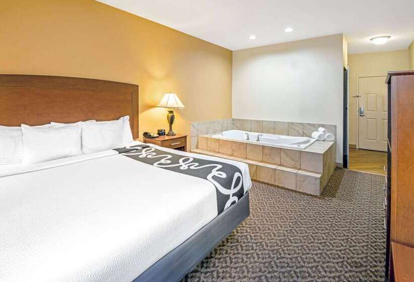 هتل La Quinta By Wyndham Lawton / Fort Sill