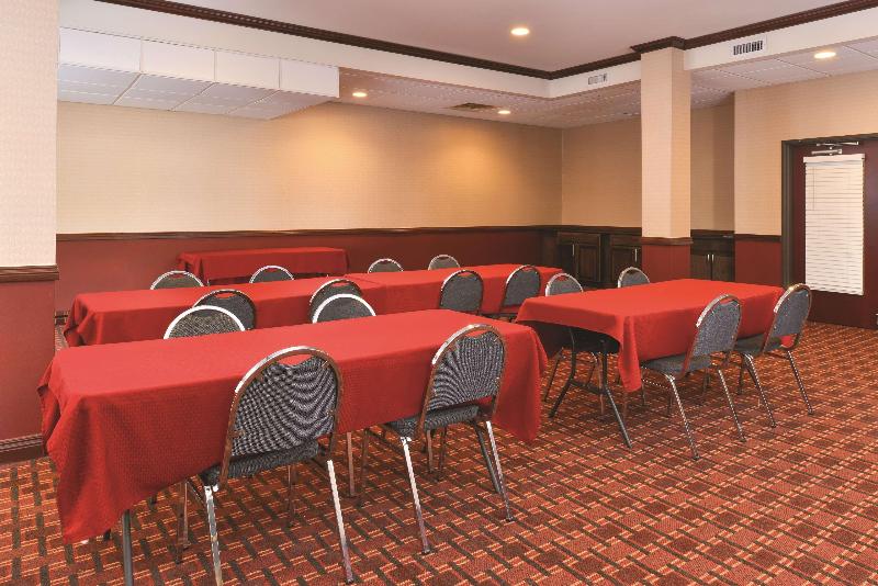 ホテル La Quinta Inn & Suites By Wyndham Woodward