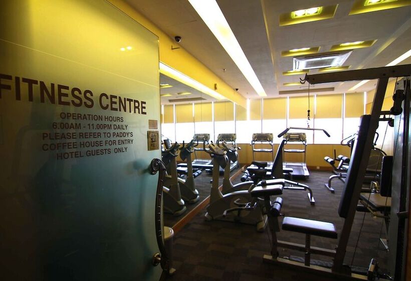 Fotos del hotel New World Suites:  33