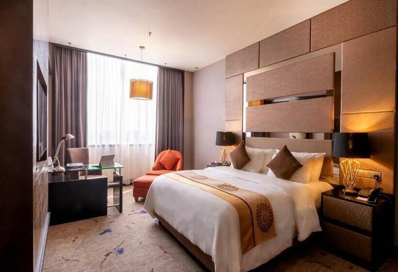 Fotos del hotel New World Suites:  5