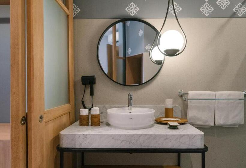 فندق Novus Giri Resort & Spa
