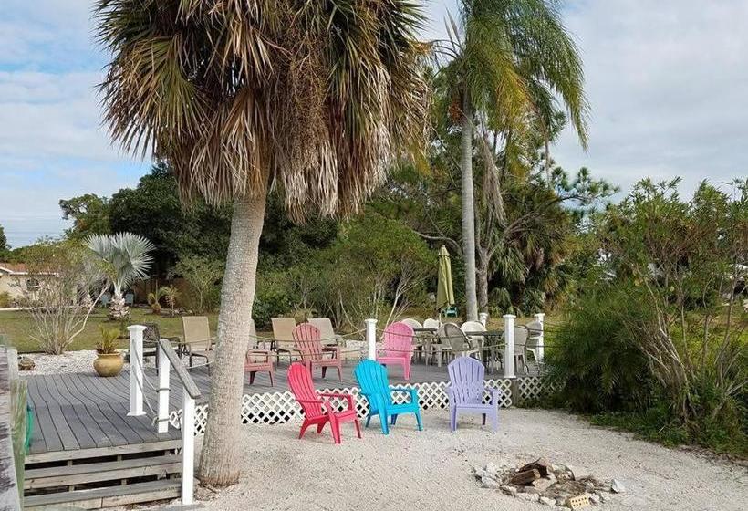 בית מלון כפרי Paradise Cove at Lemon Bay