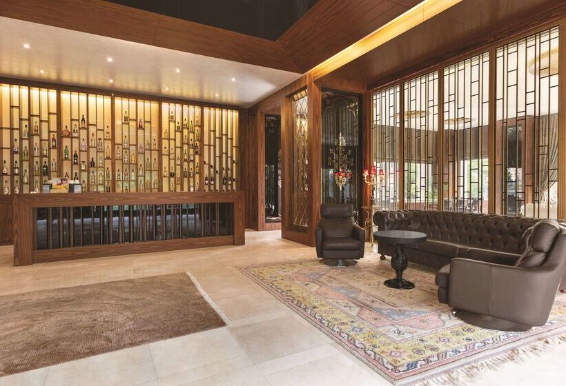 Fotos del hotel Ramada  & Suites By Wyndham Istanbul Ataköy:  35