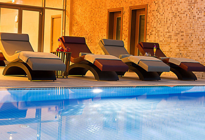 Fotos del hotel Ramada  & Suites By Wyndham Istanbul Ataköy:  63