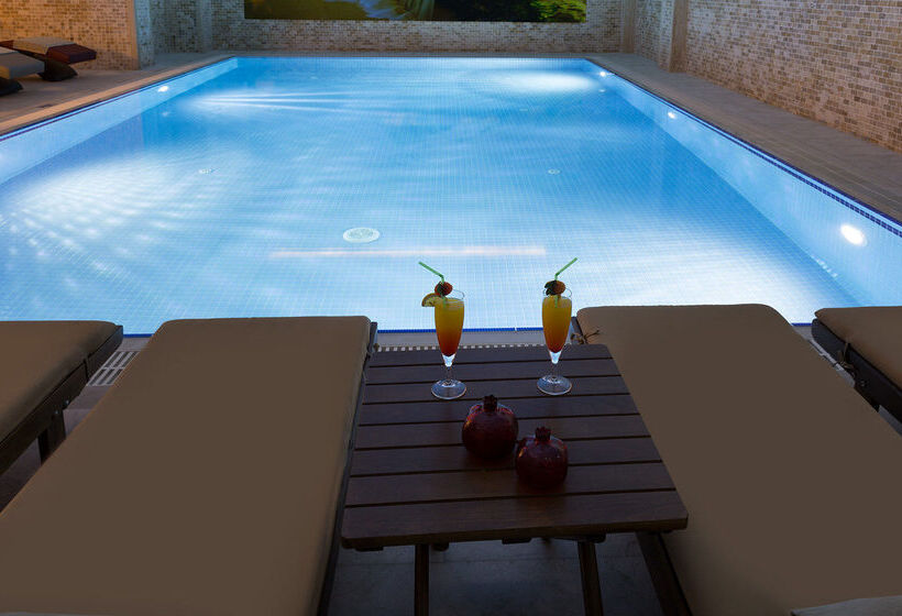 Fotos del hotel Ramada  & Suites By Wyndham Istanbul Ataköy:  58