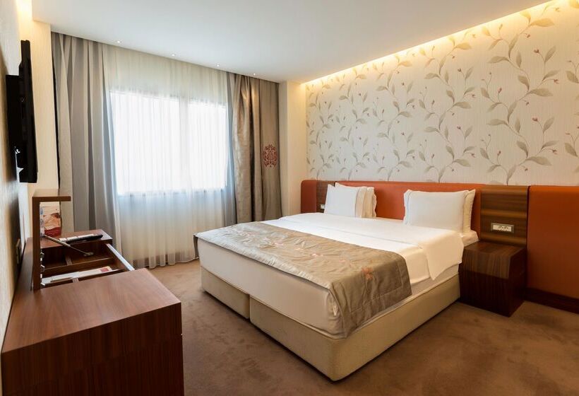 Fotos del hotel Ramada  & Suites By Wyndham Istanbul Ataköy:  17