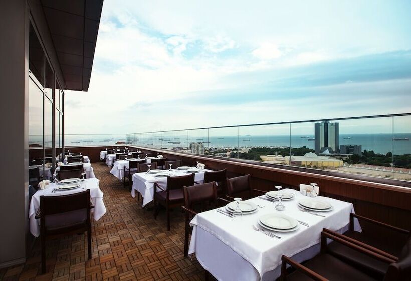 Fotos del hotel Ramada  & Suites By Wyndham Istanbul Ataköy:  40