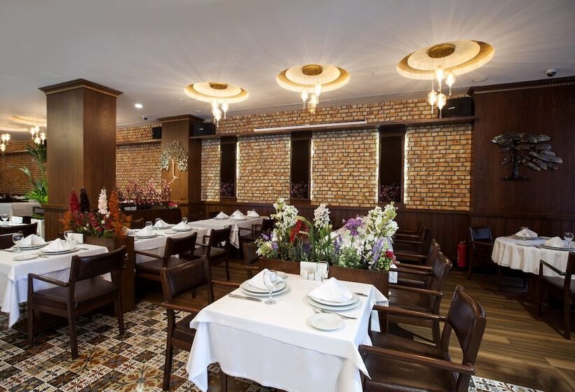 Fotos del hotel Ramada  & Suites By Wyndham Istanbul Ataköy:  69