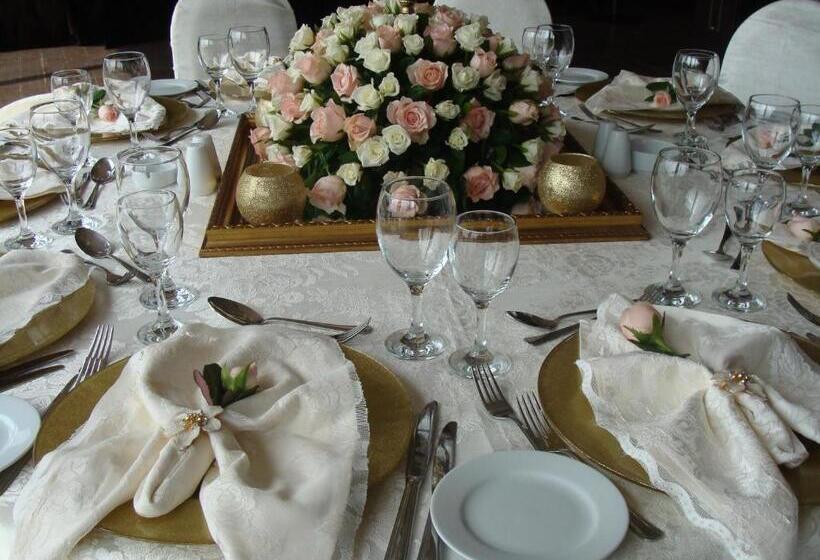 Fotos del hotel Ramada  & Suites By Wyndham Istanbul Ataköy:  96