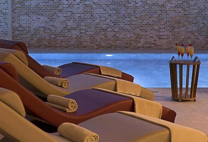 Fotos del hotel Ramada  & Suites By Wyndham Istanbul Ataköy:  79