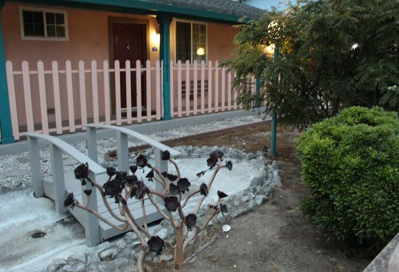 هتل Riverside Inn & Suites Santa Cruz