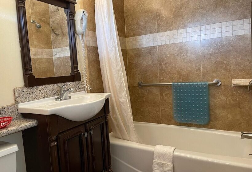 هتل Riverside Inn & Suites Santa Cruz