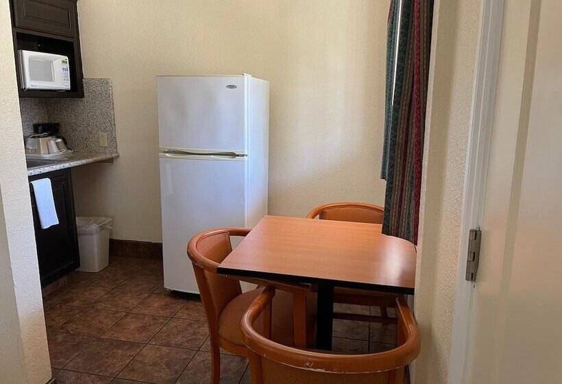 هتل Riverside Inn & Suites Santa Cruz