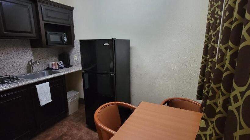 هتل Riverside Inn & Suites Santa Cruz