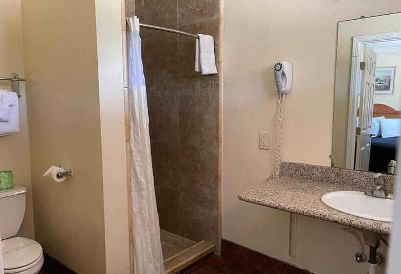هتل Riverside Inn & Suites Santa Cruz