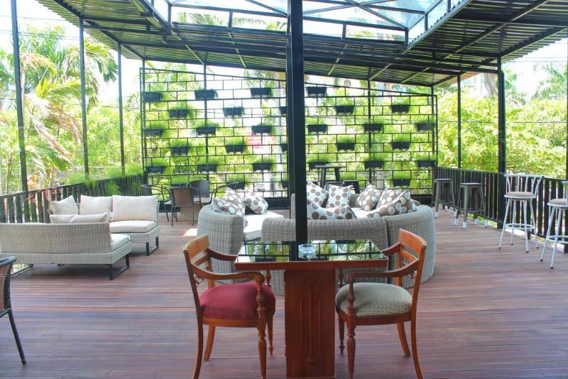 هتل Royal Regantris Cendana