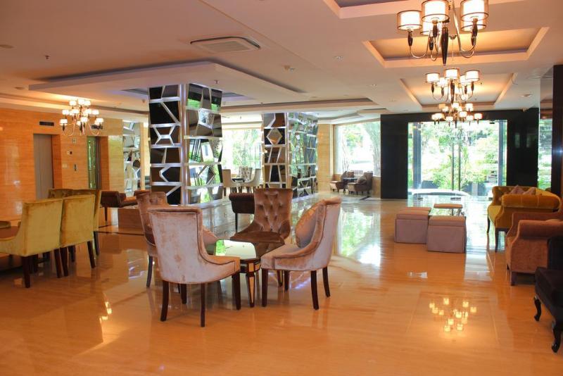 هتل Royal Regantris Cendana