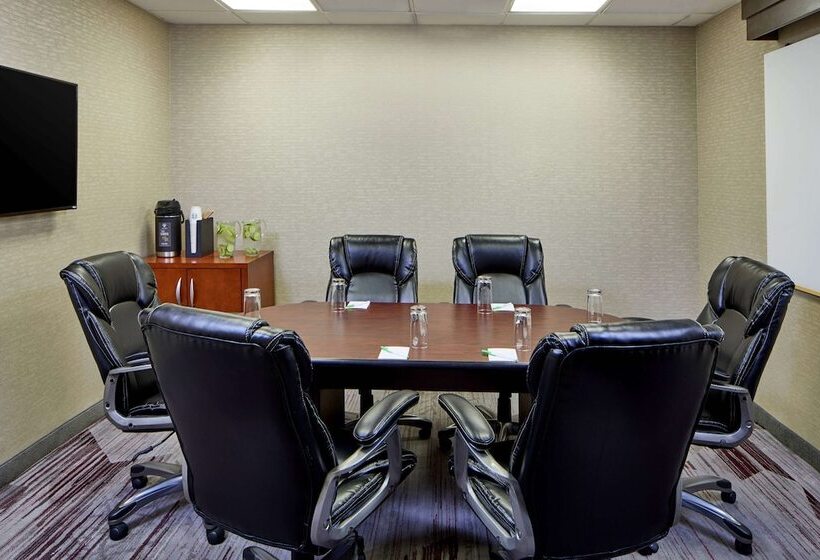 هتل Sonesta Select Raleigh Durham Airport Morrisville