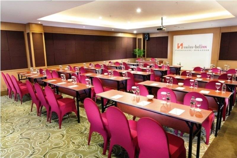 Отель Swiss Belinn Panakkukang