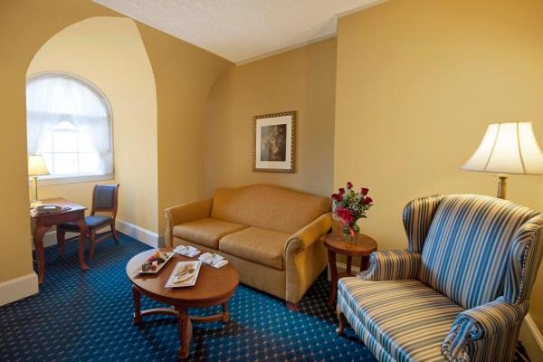 酒店 The Mimslyn Inn