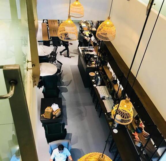 Tune Hotels   1 Borneo, Kota Kinabalu