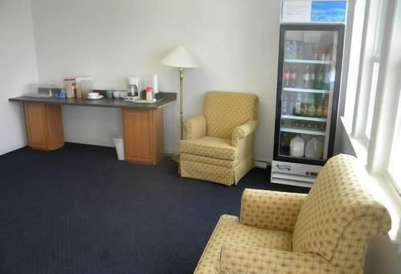 ホテル Usa Inn And Suites Morgantown