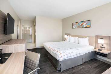La Quinta By Wyndham Montgomery