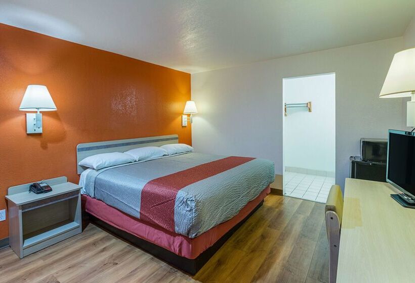 Motel 6 Lancaster, Tx  Desoto  Lancaster