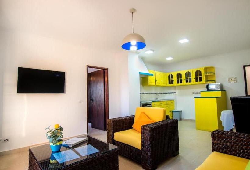 Tonel Apartamentos Turisticos