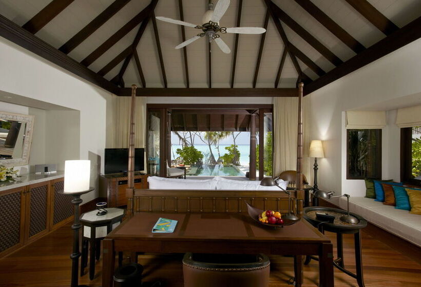 Anantara Kihavah Maldives Villas