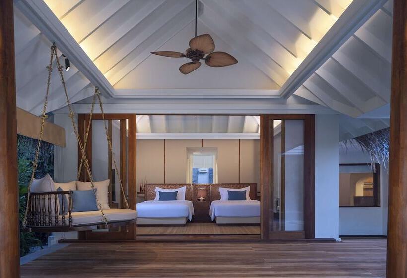 Anantara Kihavah Maldives Villas