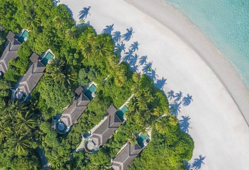 Anantara Kihavah Maldives Villas
