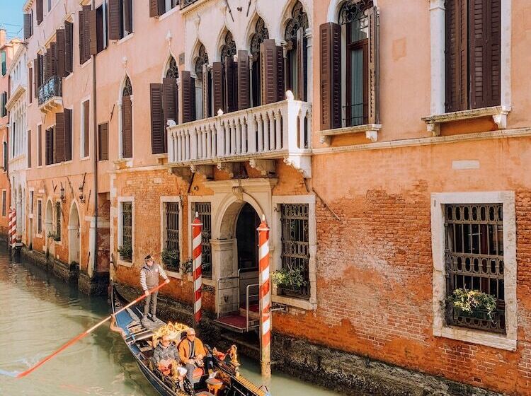 Fotos del hotel Ai Reali  Small Luxury Hotels Of The World:  25