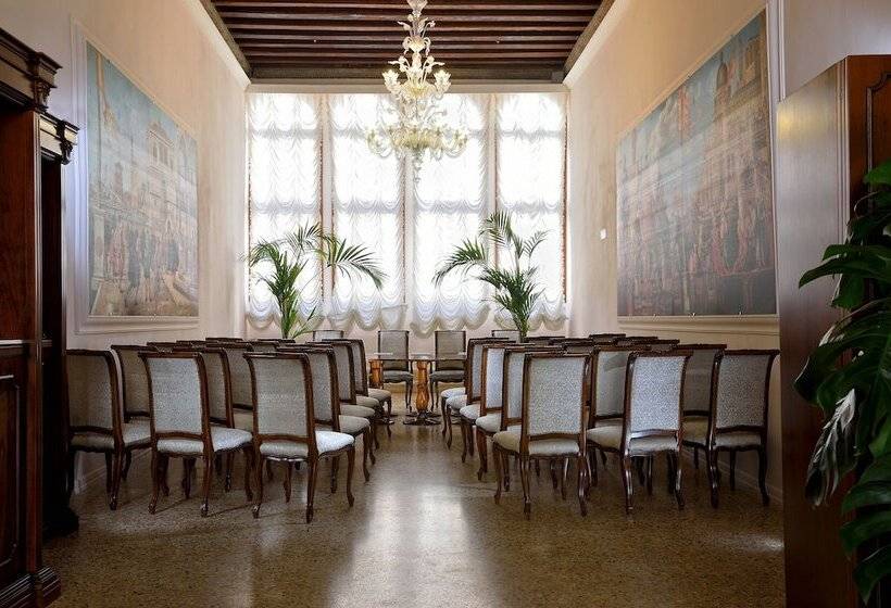 Fotos del hotel Ai Reali  Small Luxury Hotels Of The World:  41