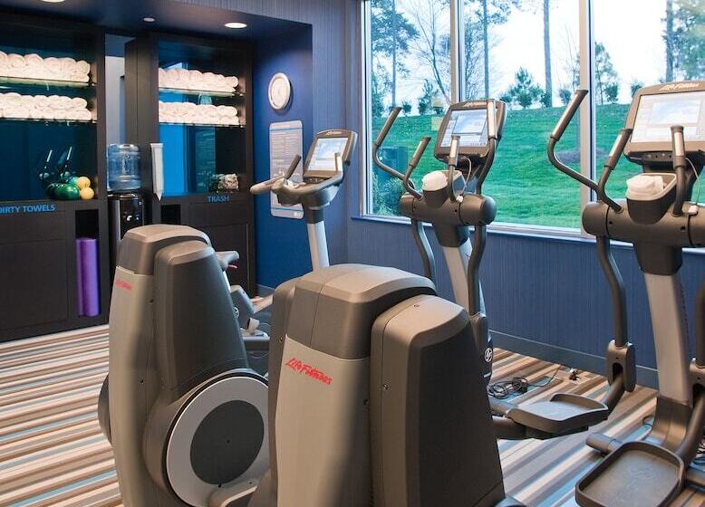 هتل Aloft Charlotte Ballantyne