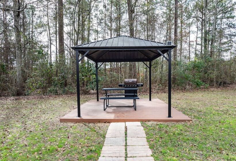 בית מלון כפרי Baymont By Wyndham Midway Tallahassee