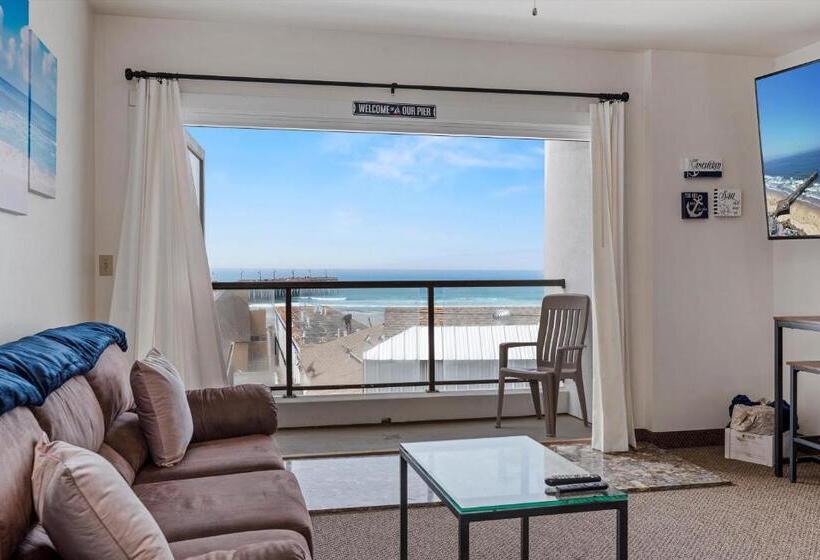 בית מלון כפרי Beach House Inn & Suites