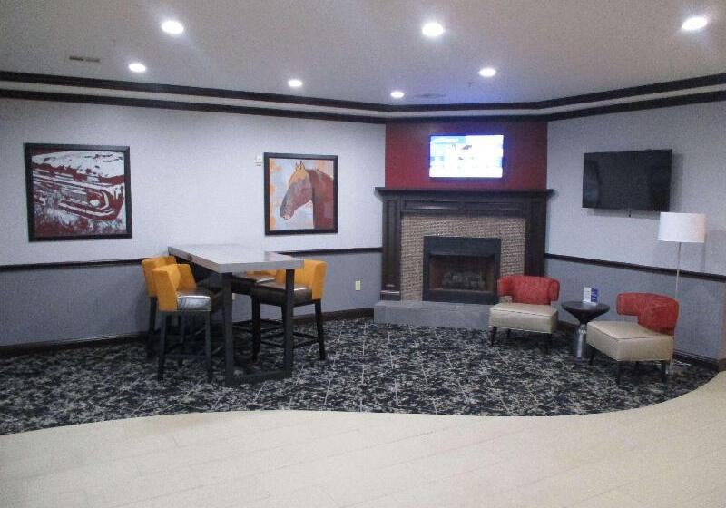 בית מלון כפרי Best Western Carthage Inn & Suites