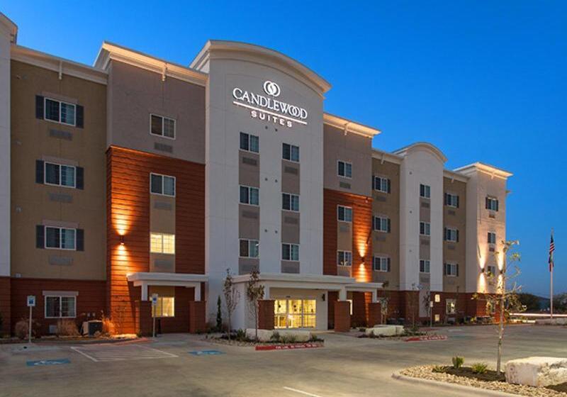 בית מלון כפרי Candlewood Suites San Marcos, An Ihg