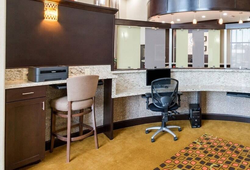 Отель Baymont By Wyndham Jewett