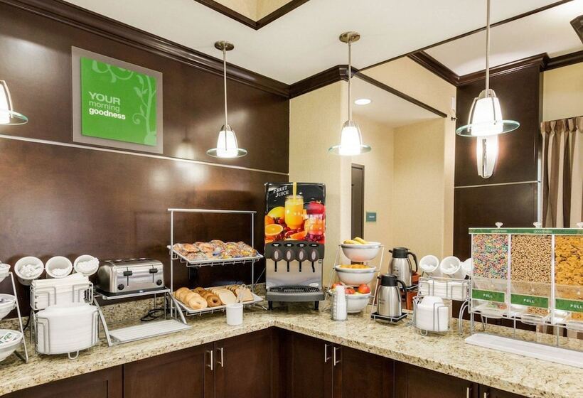 Отель Baymont By Wyndham Jewett