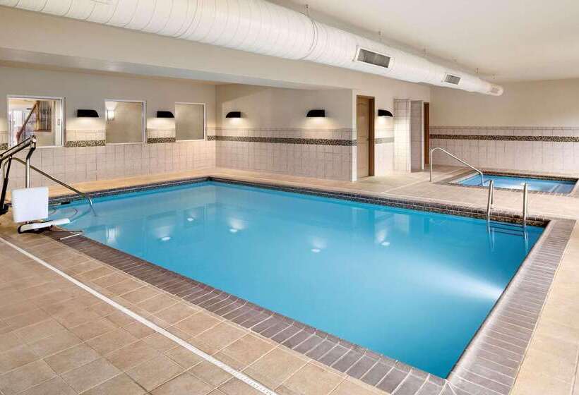 酒店 Country Inn & Suites By Radisson St. Peters Mo