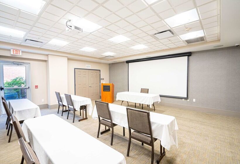 هتل Country Inn & Suites By Radisson, State College Penn State Area , Pa